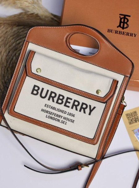شنتة - Burberry / شامل علبة